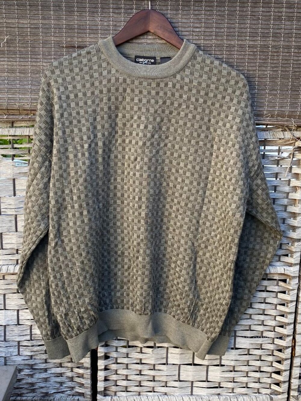 Vintage Claiborne 100% Merino Wool Men's Sweater Knit Crewneck Made in Israel